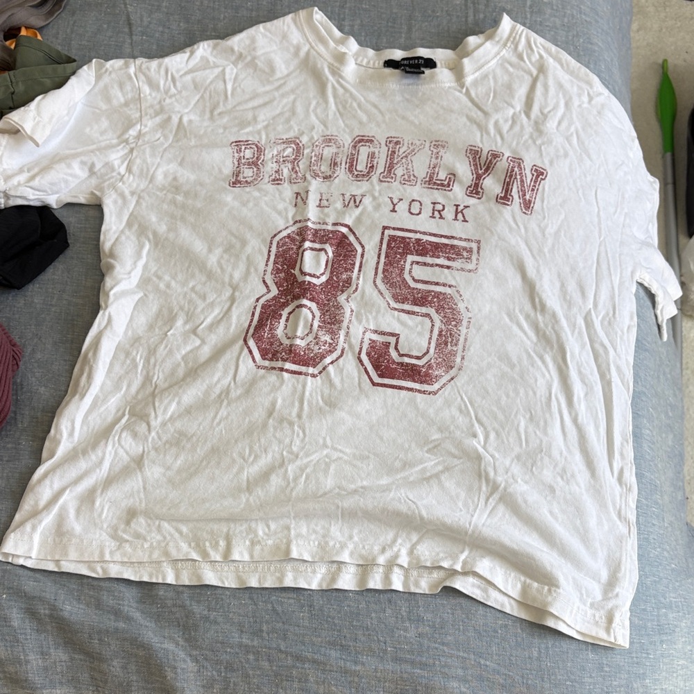 Forever 21 White Brooklyn New York Oversized Graphic T-Shirt